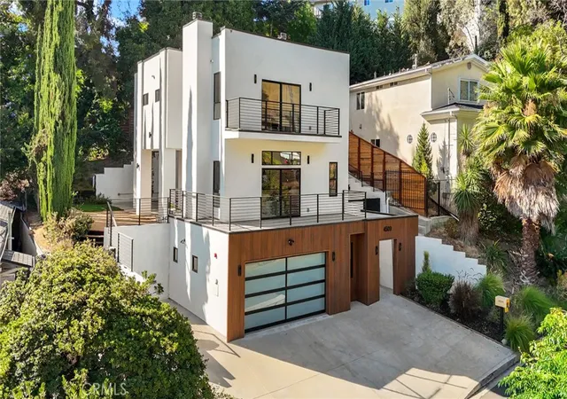 Photo 4 of Single family home for sale at 4509 Jessica, Los Angeles, CA 90065 | MLS# PW26174313 | Listing updated on 2026-10-02