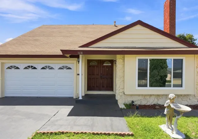 Photo 2 of Single family home for sale at 1614 Arequipa St, San Diego, CA 92154 | MLS# PTP2606055 | Listing updated on 2026-09-23