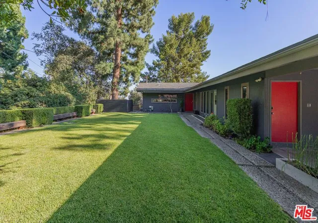 Photo 2 of Single family home for sale at 1604 Woodglen Ln, Altadena, CA 91001 | MLS# 26868339 | Listing updated on 2026-10-10