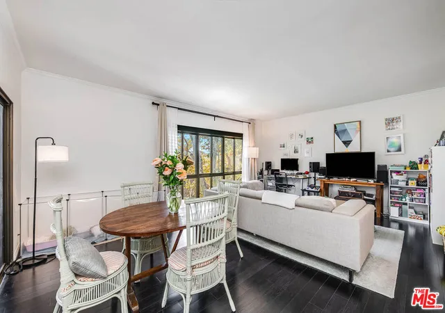 Listing Photo 4 - Condo for sale in building located at 631 Wilcox Ave, Los Angeles, CA 90004 - Unit #3F