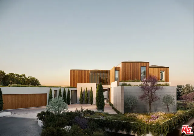 Photo 3 of Land for sale at 1763 Clear View Dr, Beverly Hills, CA 90210 | MLS# 26866743 | Listing updated on 2026-10-06