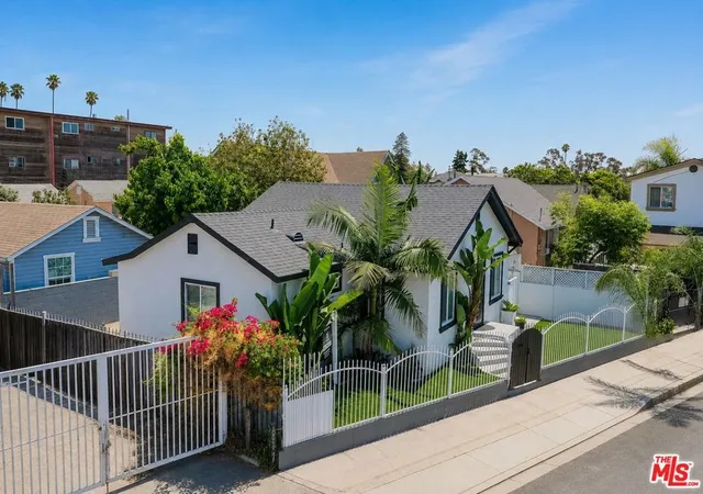 Photo 3 of Single family home for sale at 2016 10th Avenue, Los Angeles, CA 90018 | MLS# 26870369 | Listing updated on 2026-10-08