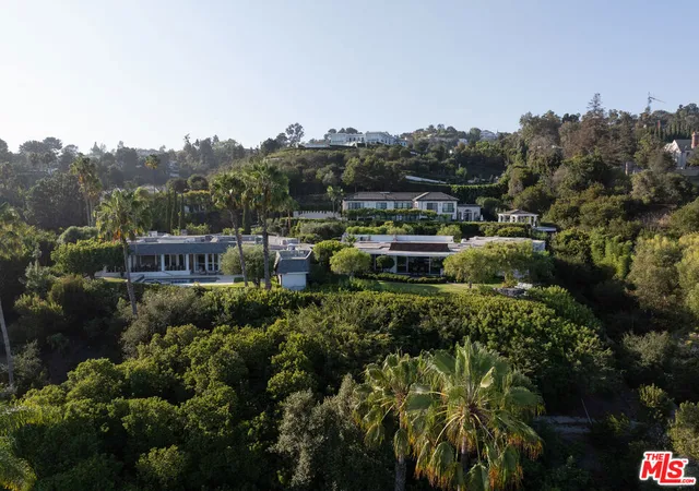 Photo 1 of Single family home for sale at 510 Stonewood Dr, Beverly Hills, CA 90210 | MLS# 26870405 | Listing updated on 2026-09-30