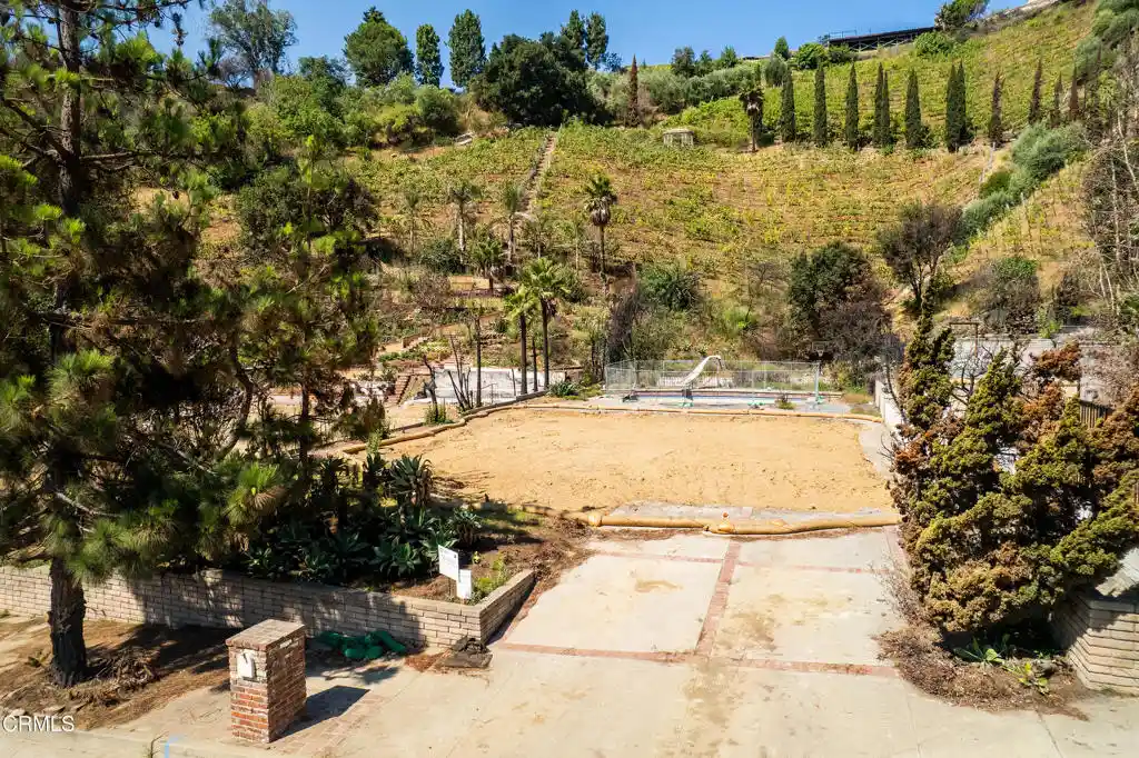 Photo 1 of Land for sale at 1227 Bienveneda Ave, Pacific Palisades, CA 90272 | MLS# P1-28401 | Listing updated on 2026-08-10