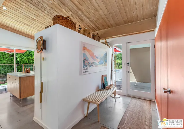 Photo 3 of Sale Pending at 2187 N Berne Dr, Palm Springs, CA 92262 | MLS# 26870437PS | Listing updated on 2026-09-19