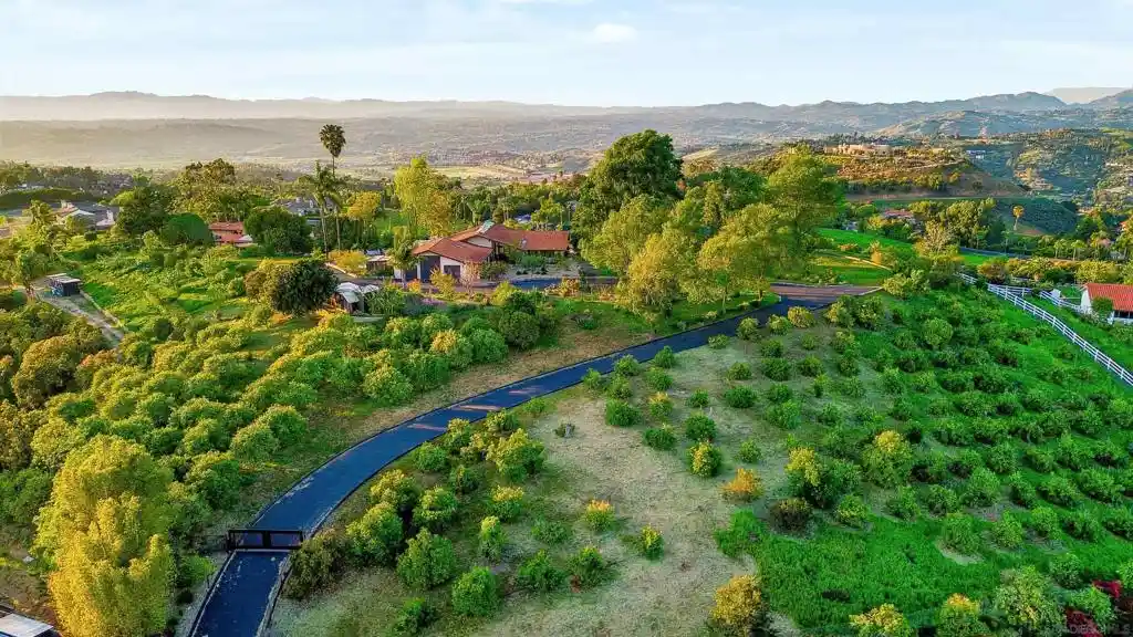 Photo 1 of Single family home for sale at 30410 Calle La Reina, Bonsall, CA 92003 | MLS# 260019559SD | Listing updated on 2026-10-17