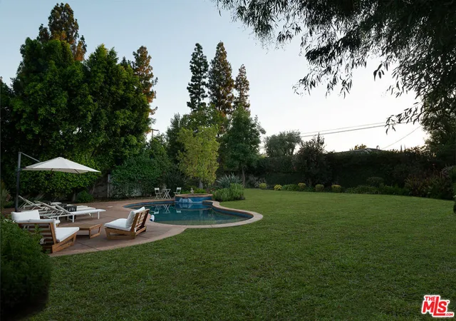 Photo 2 of Single family home for sale at 5315 Louise Ave, Encino, CA 91316 | MLS# 26869545 | Listing updated on 2026-09-23