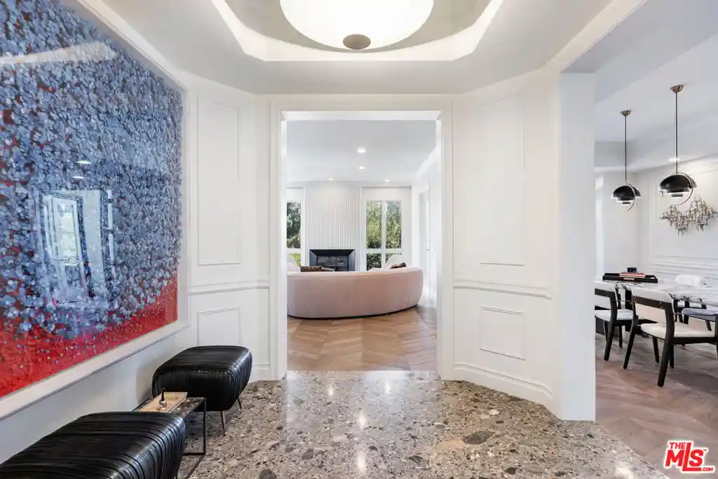 Listing Photo 2 - Condo for sale in 10110 Empyrean Wy located at 10110 Empyrean Wy, Los Angeles, CA 90067 - Unit #204
