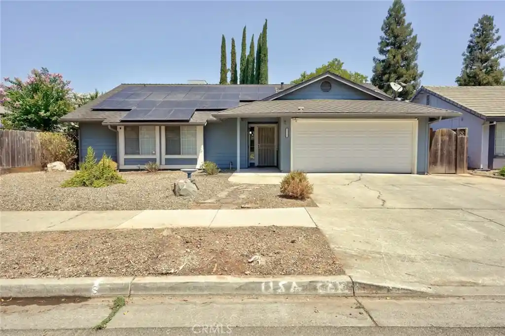 Single family home for sale at 1111 E Donna Dr, Merced, CA 95340 | MLS# MC26174826