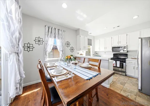 Photo 4 of Townhouse for sale at 6015 Paseo Salinero, Carlsbad, CA 92009 | MLS# 260019570SD | Listing updated on 2026-09-09