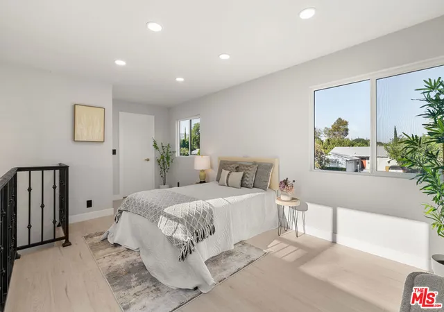Photo 2 of Sale Pending at 10425 Jordan Ave, Chatsworth, CA 91311 | MLS# 26869849 | Listing updated on 2026-09-09