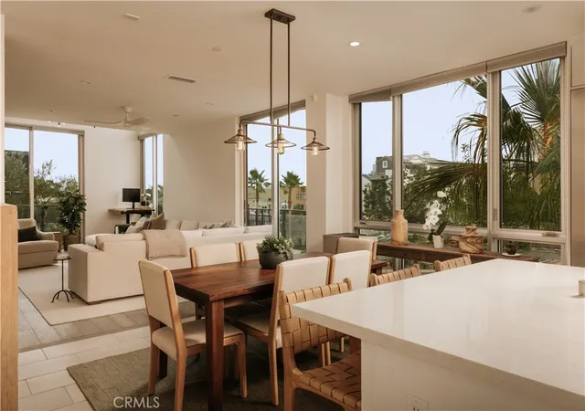 Listing Photo 5 - Condo for sale in building located at 3001 Via Malaga, Newport Beach, CA 92663