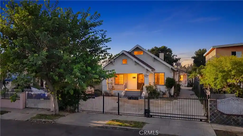 Photo 1 of Multi family home for sale at 433 West 55th, Los Angeles, CA 90037 | MLS# DW26154892 | Listing updated on 2026-10-19