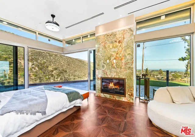 Photo 3 of Single family home for sale at 5416 Horizon Dr, Malibu, CA 90265 | MLS# 26869783 | Listing updated on 2026-09-21