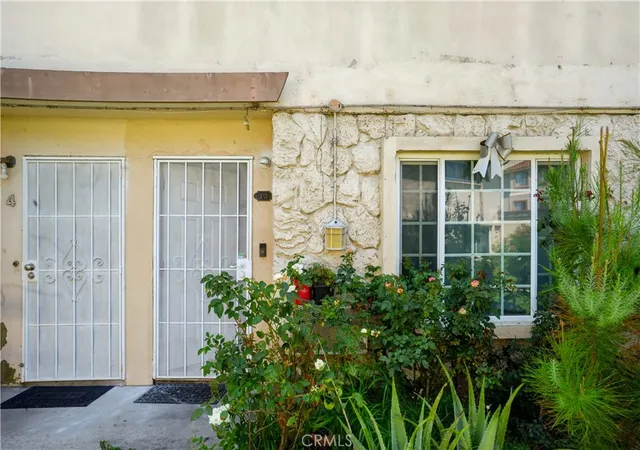 Photo 3 of Condo for sale at 1602 N King #F3, Santa Ana, CA 92706 | MLS# PW26174987 | Listing updated on 2026-10-04