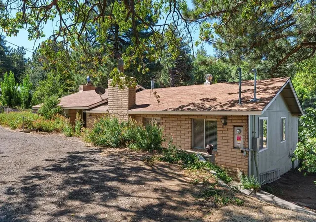 Photo 3 of Sale Pending at 2906 Lakeview Dr, Julian, CA 92036 | MLS# 260019582SD | Listing updated on 2026-09-28