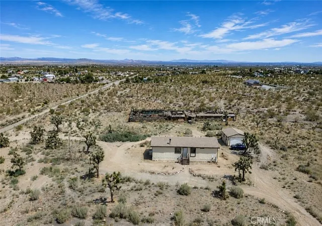 Manufactured home for sale at 1930 Calaveras, Pinon Hills, CA 92372 | MLS# IV26175203