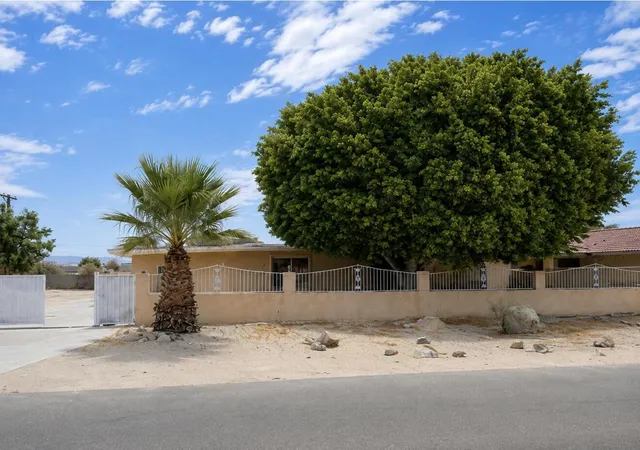 Photo 1 of Single family home for sale at 31608 Sierra Del Sol, Thousand Palms, CA 92276 | MLS# 219151284DA | Listing updated on 2026-09-11