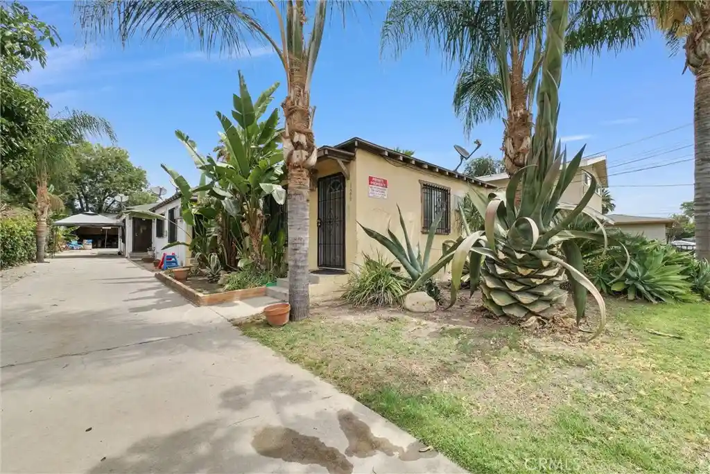 Listing Photo 1 - Condo for sale in 126 W Wabash St located at 126 W Wabash St, San Bernardino, CA 92405 - Unit 126 W Wabash St