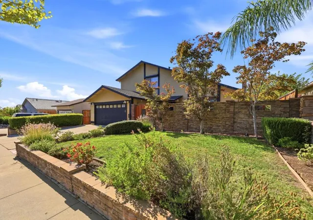 Photo 3 of Single family home for sale at 3371 Hostetter Rd, San Jose, CA 95132 | MLS# ML82055785 | Listing updated on 2026-10-03