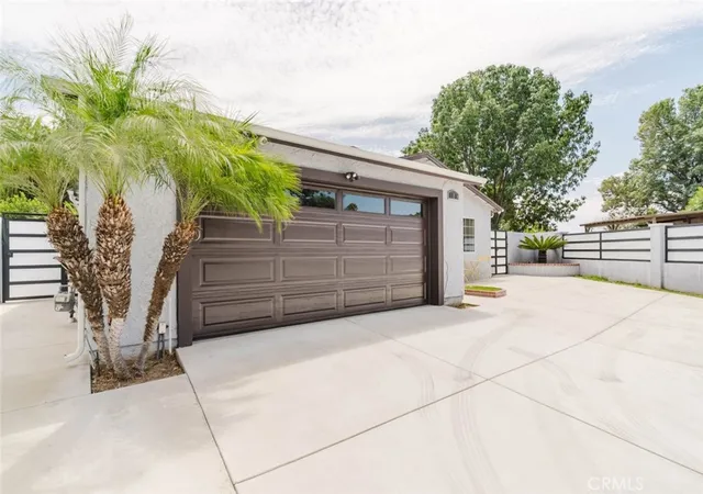 Photo 3 of Single family home for sale at 11904 Gager St, Sylmar, CA 91342 | MLS# GD26174915 | Listing updated on 2026-10-11