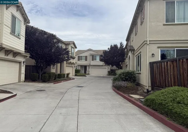 Photo 2 of Single family home for sale at 53 Halsey Ct, Pittsburg, CA 94565 | MLS# 41144548 | Listing updated on 2026-10-01