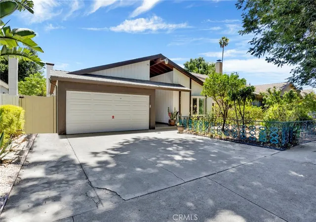 Photo 2 of Single family home for sale at 8012 Comanche, Winnetka, CA 91306 | MLS# SR26175136 | Listing updated on 2026-09-30