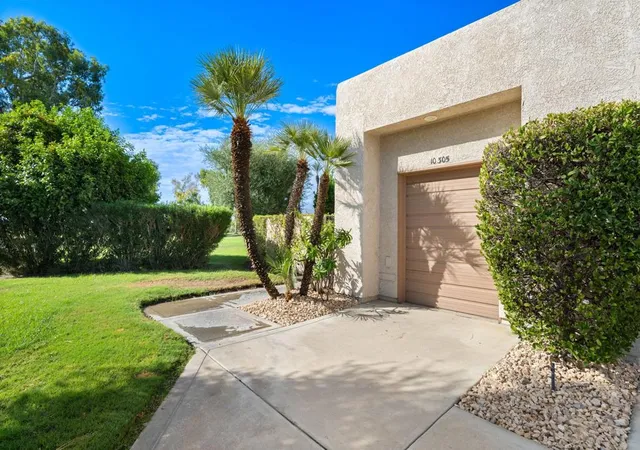 Photo 3 of Condo for sale at 10305 Sunningdale Dr, Rancho Mirage, CA 92270 | MLS# 219151289DA | Listing updated on 2026-10-06