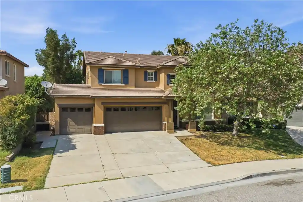 Photo 1 of Sale Pending at 14603 Fair Oak, Lake Elsinore, CA 92530 | MLS# SW26175366 | Listing updated on 2026-10-31