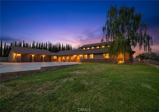 Photo 1 of Mansion for sale at 8956 Oak Crk Rd, Cherry Valley, CA 92223 | MLS# IG26174172 | Listing updated on 2026-09-27