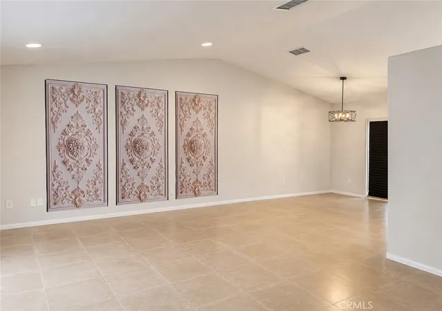 Photo 2 of Single family home for sale at 7619 Dumosa Ave, Yucca Valley, CA 92284 | MLS# IG26175402 | Listing updated on 2026-10-11