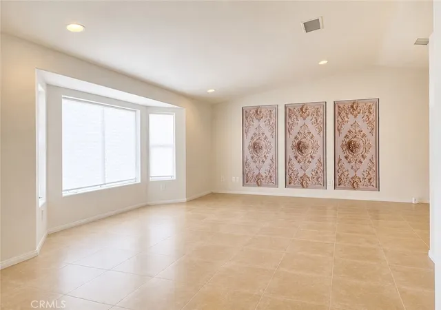 Photo 3 of Single family home for sale at 7619 Dumosa Ave, Yucca Valley, CA 92284 | MLS# IG26175402 | Listing updated on 2026-10-11
