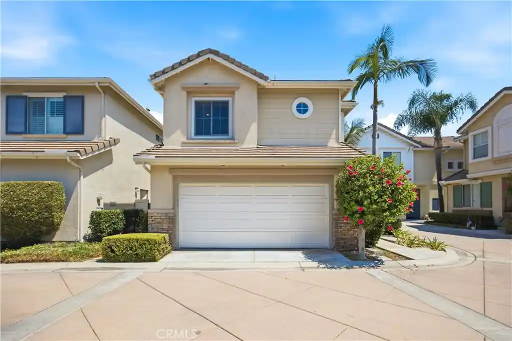 Listing Photo 1 - Condo for sale in 13606 Teal Ridge Ct located at 13606 Teal Ridge Ct, La Mirada, CA 90638 - Unit 13606 Teal Ridge Ct