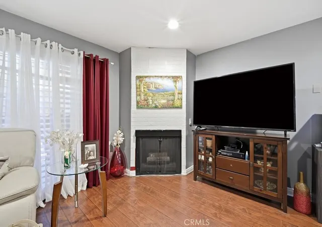 Photo 3 of Condo for sale at 1236 N Columbus #11, Glendale, CA 91202 | MLS# GD26167634 | Listing updated on 2026-10-06
