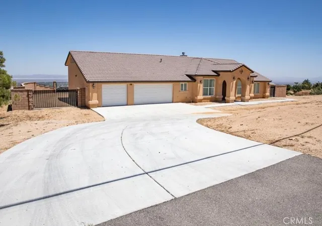 Photo 2 of Sale Pending at 3050 Snow Line, Pinon Hills, CA 92372 | MLS# IV26175487 | Listing updated on 2026-09-16