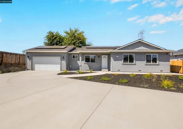 Single family home for sale at 2100 Paige Ct, Pittsburg, CA 94565 | MLS# 41144592 | Listing updated on 2026-10-01