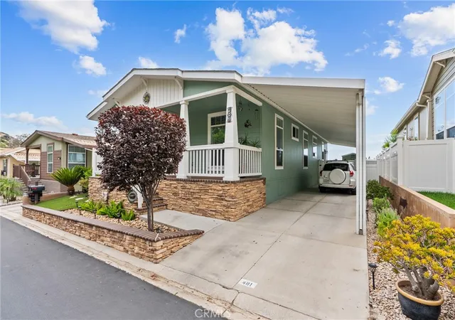 Photo 2 of Manufactured home for sale at 15455 Glenoaks #481, Sylmar, CA 91342 | MLS# SR26175651 | Listing updated on 2026-10-12