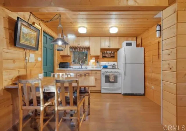 Photo 2 of Sale Pending at 964 Chapin Dr, Julian, CA 92036 | MLS# PTP2606102 | Listing updated on 2026-10-05