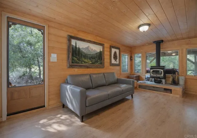 Photo 3 of Sale Pending at 964 Chapin Dr, Julian, CA 92036 | MLS# PTP2606102 | Listing updated on 2026-10-05