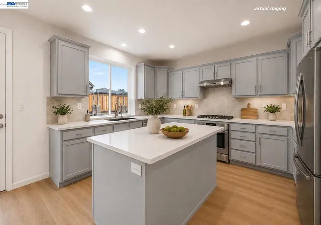 Photo 3 of Single family home for sale at 2600 Yorkshire Dr, Antioch, CA 94531 | MLS# 41144611 | Listing updated on 2026-10-09