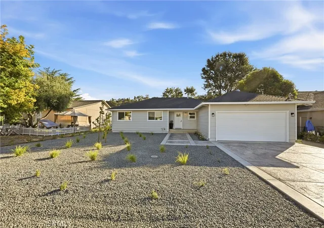 Photo 1 of Single family home for sale at 18238 Deer Holw Rd, Hidden Valley Lake, CA 95467 | MLS# LC26175661 | Listing updated on 2026-10-08
