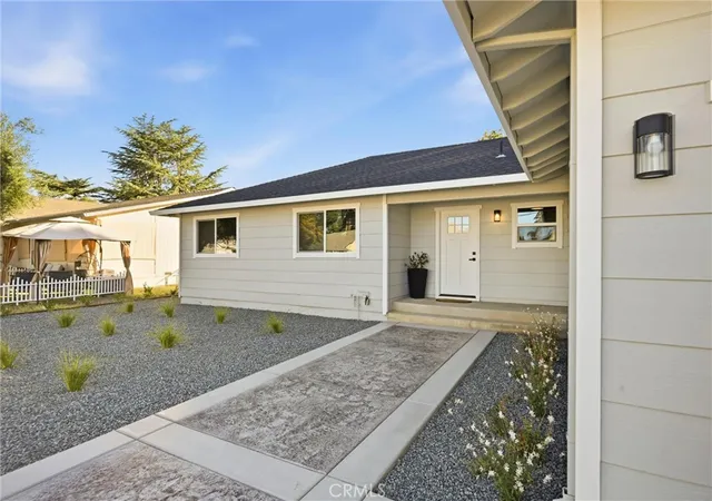 Photo 3 of Single family home for sale at 18238 Deer Holw Rd, Hidden Valley Lake, CA 95467 | MLS# LC26175661 | Listing updated on 2026-10-08