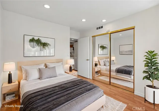 Listing Photo 4 - Condo for sale in building located at 460 Salem, Glendale, CA 91203 - Unit #17