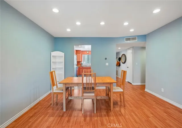 Listing Photo 5 - Condo for sale in building located at 460 Salem, Glendale, CA 91203 - Unit #17