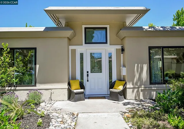 Condo for sale at 2045 Pine Knoll Dr #6, Walnut Creek, CA 94595 | MLS# 41144624 | Listing updated on 2026-10-10