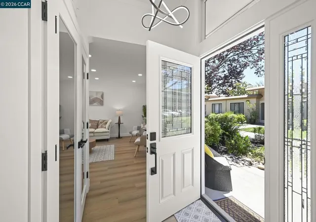 Photo 2 of Condo for sale at 2045 Pine Knoll Dr #6, Walnut Creek, CA 94595 | MLS# 41144624 | Listing updated on 2026-10-10