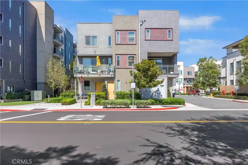 Photo 1 of Condo for sale at 227 Bowery, Irvine, CA 92612 | MLS# SC26169999 | Listing updated on 2026-10-18