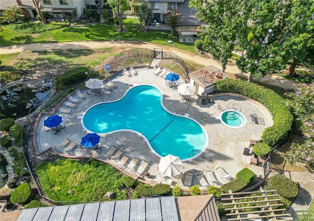 Listing Photo 2 - Condo for sale in building located at 1797 Aspen Vlg Wy, West Covina, CA 91791