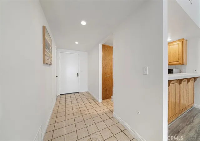 Listing Photo 5 - Condo for sale in building located at 1797 Aspen Vlg Wy, West Covina, CA 91791