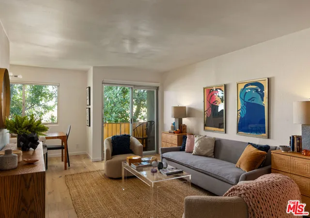 Photo 2 of Condo for sale at 525 N Sycamore Ave #409, Los Angeles, CA 90036 | MLS# 26871321 | Listing updated on 2026-10-09